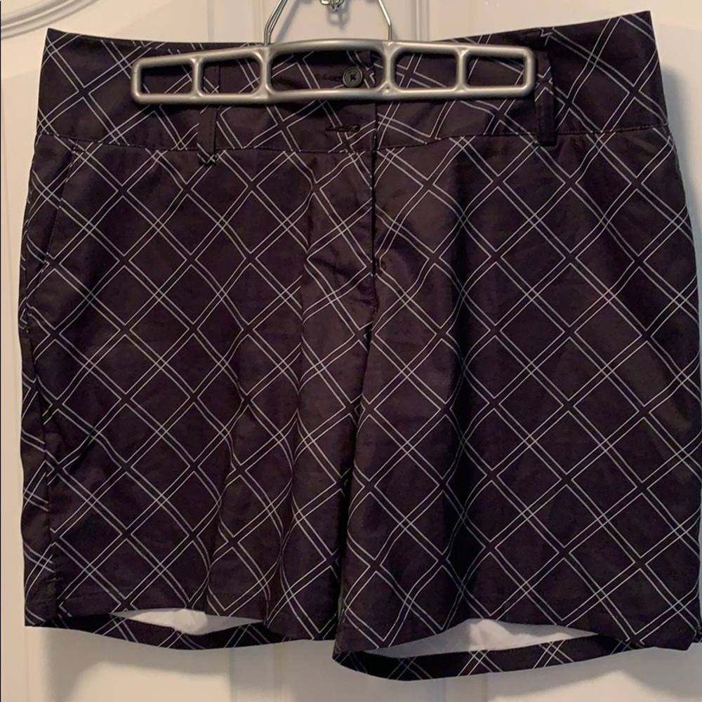 Ladies Adidas Golf Shorts Sz 8.